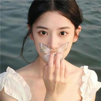 华府春秋海报