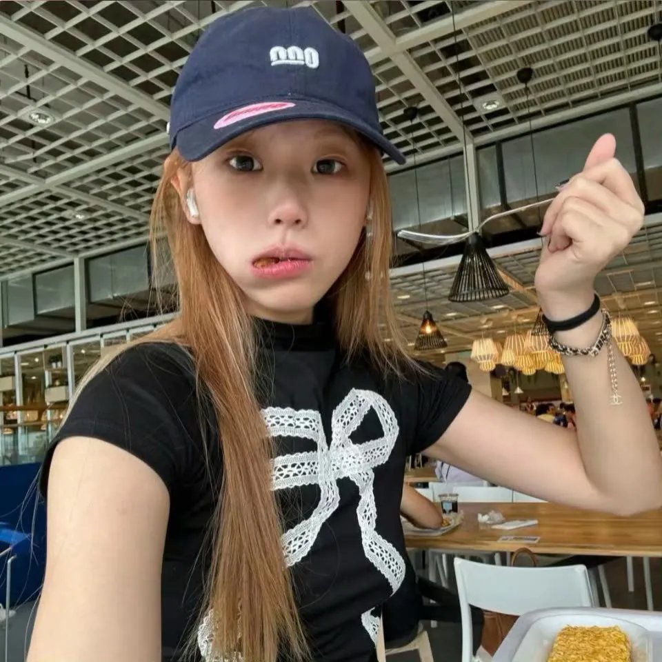 厚颜无耻的人海报